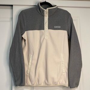 Columbia Womens M  1/2 Snap Pullover Gray Cream Minimalist Layering Sweatshirt
